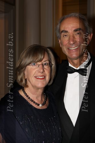 Maastricht, 23 Oktober 2009 Afscheid van het artiestenvak en 60e verjaardag Marjon Lambriks
Burgemeester van Maastricht Gerd Leers samen met zijn vrouw 
Foto Peter Smulders BV