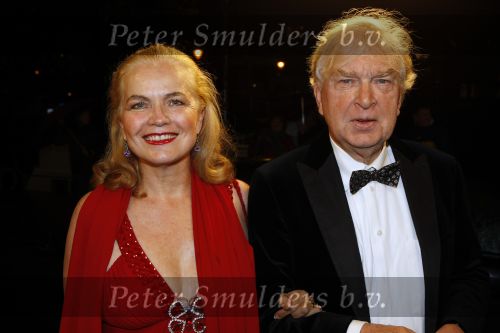 Amsterdam 24 oktober 2009
Premiere Musical over Nelson mandela in carre. henk v d Meyden met zijn vrouw
Peter Smulders bv