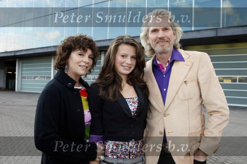 Amsterdam 18 oktober 2009
Premiere Sing along. Henriette Tol met man en dochter
Peter Smulders bv