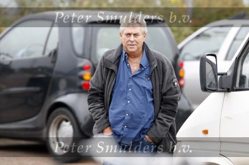 Purmerend 22 oktober 2009
Jan Smit wordt in het ziekenhuis van Purmerend opgezocht door zijn vriendin Liza Plat manager Jaap Buijs collega Marco Borsato en vander Ruud Smit.