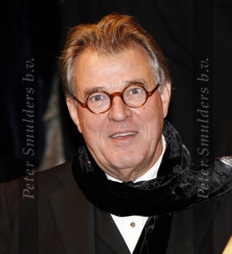 Amsterdam 26 oktober 2009
Premiere terug naar de kust in Tuschinski. Jeroen Krabbe met ..
Peter Smulders bv