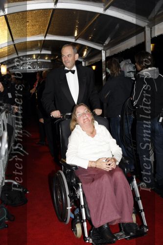 Amsterdam 24 oktober 2009
Premiere Musical over Nelson mandela in carre. Job Cohen met zijn vrouw
Peter Smulders bv