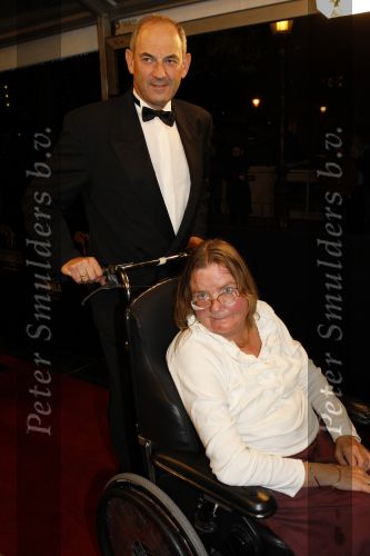 Amsterdam 24 oktober 2009
Premiere Musical over Nelson mandela in carre. Job Cohen met zijn vrouw
Peter Smulders bv
