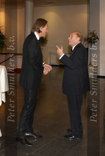 Maastricht, 23 Oktober 2009 Afscheid van het artiestenvak en 60e verjaardag Marjon Lambriks
Jort Keldert interviewt Leon Lommaert en zijn partner Marjon Lambriks
Foto Peter Smulders BV