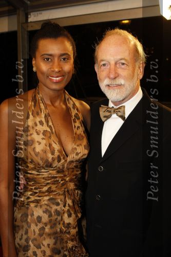 Amsterdam 24 oktober 2009
Premiere Musical over Nelson mandela in carre. Laetitia Griffith met haar man
Peter Smulders bv