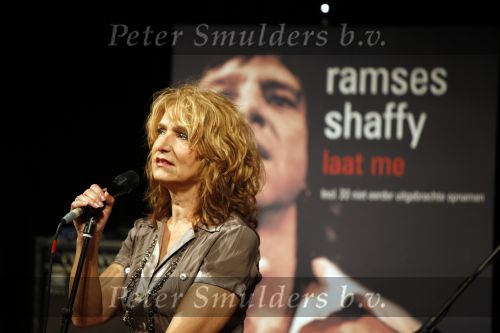 Hilversum 26 oktober 2009
Presentatie dvd en cd Ramses Shaffy bij beeld en geluid. Leonie Jansen met vriend
Peter Smulders bv