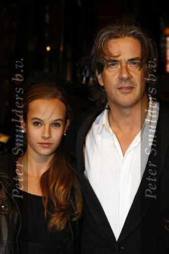 Amsterdam 26 oktober 2009
Premiere terug naar de kust in Tuschinski. Leopold Witte met dochter
Peter Smulders bv