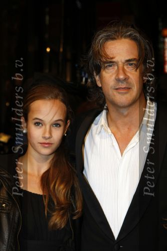 Amsterdam 26 oktober 2009
Premiere terug naar de kust in Tuschinski. Leopold Witte met dochter
Peter Smulders bv
