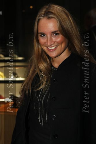 Amsterdam 22 oktober 2009
Opening schoenenzaak united Nude in Amsterdam. Lieke v Lexmond met zus
Peter Smulders bv