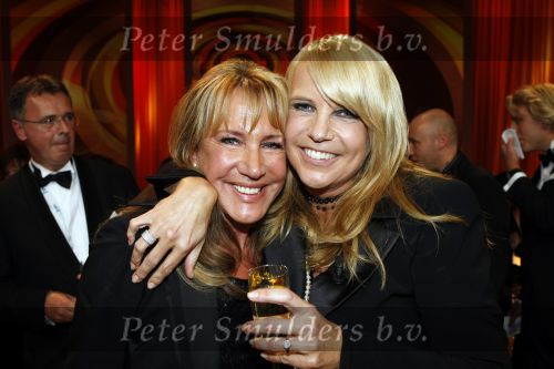 Amsterdam 23 oktober 2009
Televizierring 2009 in Carre in Amsterdam. Linda de Mol met Xenia Kasper
Peter Smulders bv