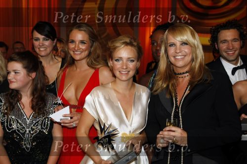 Amsterdam 23 oktober 2009
Televizierring 2009 in Carre in Amsterdam. Linda de Mol met Lieke v Lexmond Yvon Jaspers en Ruben Nicolai
Peter Smulders bv