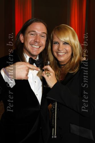 Amsterdam 23 oktober 2009
Televizierring 2009 in Carre in Amsterdam. Linda en Johnny de Mol
Peter Smulders bv