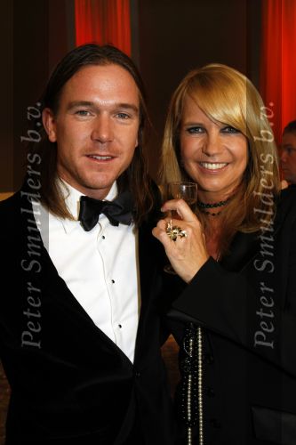 Amsterdam 23 oktober 2009
Televizierring 2009 in Carre in Amsterdam. Linda en Johnny de Mol
Peter Smulders bv