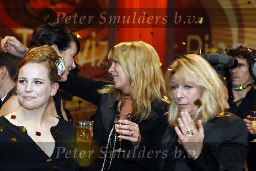 Amsterdam 23 oktober 2009
Televizierring 2009 in Carre in Amsterdam. Lies Visschedijk zwanger met man Linda de Mol met Jeroen Riebergen Will Koopman Susan Visser van Gooische vrouwen winnen de ring
Peter Smulders bv