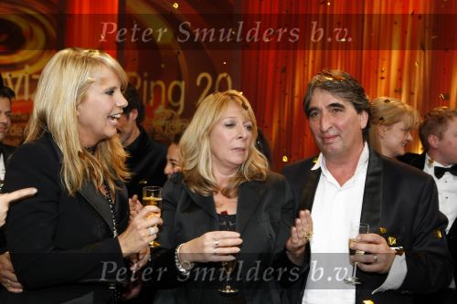 Amsterdam 23 oktober 2009
Televizierring 2009 in Carre in Amsterdam. Lies Visschedijk zwanger met man Linda de Mol met Jeroen Riebergen Will Koopman Susan Visser van Gooische vrouwen winnen de ring
Peter Smulders bv