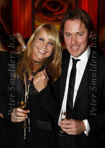 Amsterdam 23 oktober 2009
Televizierring 2009 in Carre in Amsterdam. Linda de Mol met Jeroen Rietbergen
Peter Smulders bv