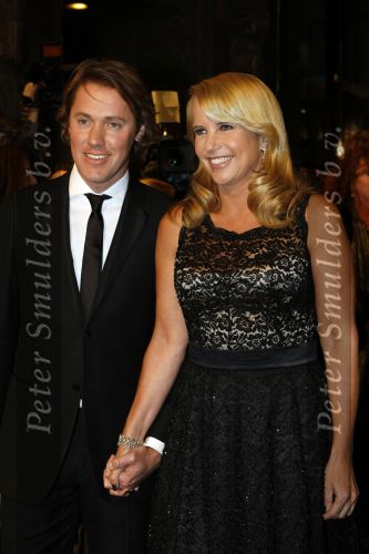 Amsterdam 26 oktober 2009
Premiere terug naar de kust in Tuschinski. Linda de Mol en Jeroen Rietbergen
Peter Smulders bv