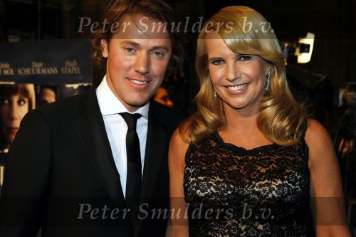 Amsterdam 26 oktober 2009
Premiere terug naar de kust in Tuschinski. Linda de Mol en Jeroen Rietbergen
Peter Smulders bv