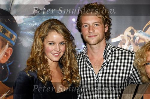 Rotterdam 25 oktober 2009
Premiere Holiday on ice in ahoy. Liza Sips met vriend en ouders
Peter Smulders bv