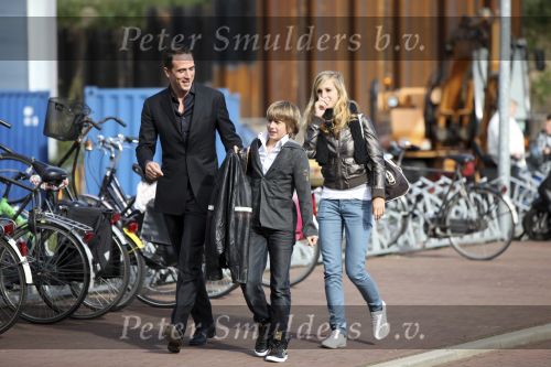 Amsterdam 18 oktober 2009
Premiere Sing along. Marco vriend Chantal janzen met zijn kinderen
Peter Smulders bv