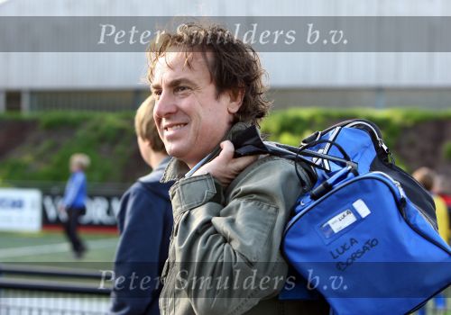 Blaricum, 17 Oktober 2009
Marco Borsato zijn zoontje Luca Borsato speelt met BVV 31 E2 tegen Zuidvogel E4, eindstand 4-7
Foto Peter Smulders BV