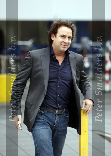 Purmerend 22 oktober 2009
Jan Smit wordt in het ziekenhuis van Purmerend opgezocht door zijn vriendin Liza Plat manager Jaap Buys collega Marco Borsato en vander Ruud Smit.
Peter Smulders bv