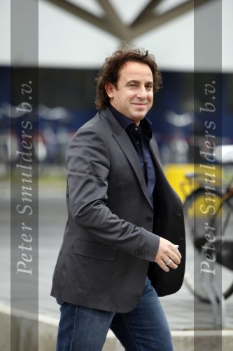 Purmerend 22 oktober 2009
Jan Smit wordt in het ziekenhuis van Purmerend opgezocht door zijn vriendin Liza Plat manager Jaap Buys collega Marco Borsato en vander Ruud Smit.
Peter Smulders bv