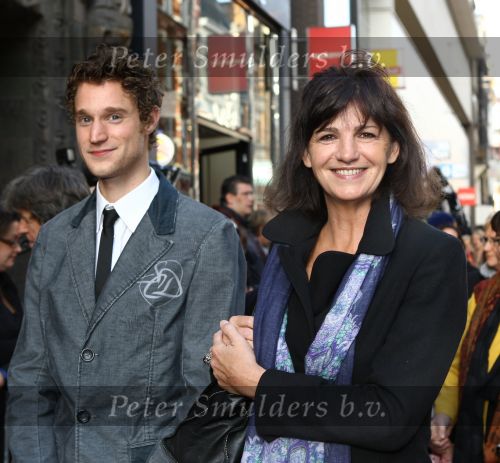 Amsterdam, 4 Oktober 2009
Premiere in Tuschinski, Nederlandse speelfilm:
Sinterklaas en de verdwenen pakjesboot
Martine v Os
Foto Peter Smulders