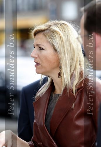 Utrecht 12 oktober 2009
Prinses Maxima op bezoek in Utrecht. Er is veel extra politie op de been.
Peter Smulders bv