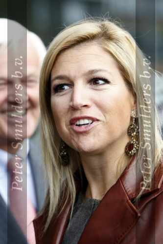 Utrecht 12 oktober 2009
Prinses Maxima op bezoek in Utrecht. Er is veel extra politie op de been.
Peter Smulders bv