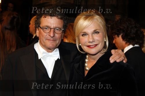 Amsterdam 26 oktober 2009
Premiere terug naar de kust in Tuschinski. Monique v d Ven en Edwin de Vries
Peter Smulders bv