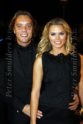 Amsterdam 23 oktober 2009
Televizierring 2009 in Carre in Amsterdam. Nicolette v dam met vriend Bas Smit
Peter Smulders bv