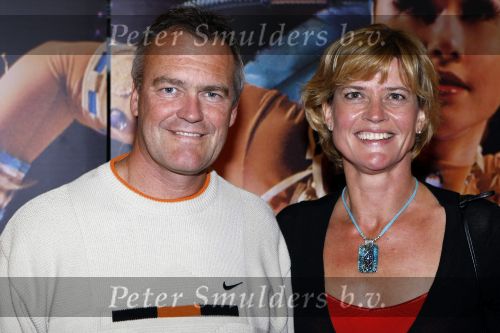 Rotterdam 25 oktober 2009
Premiere Holiday on ice in ahoy. Olga Commandeur met vriend en kinderen
Peter Smulders bv
