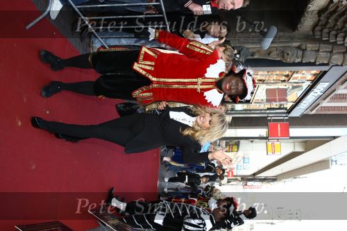 Amsterdam, 4 Oktober 2009
Premiere in Tuschinski, Nederlandse speelfilm:
Sinterklaas en de verdwenen pakjesboot
Patricia Paay
Foto Peter Smulders
