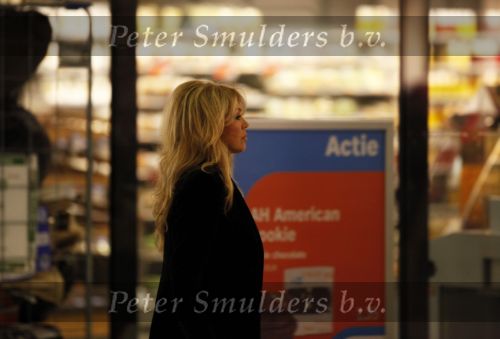 Schiphol 5 november 2009
Patricia Paay arriveert op schiphol.
Peter Smulders bv