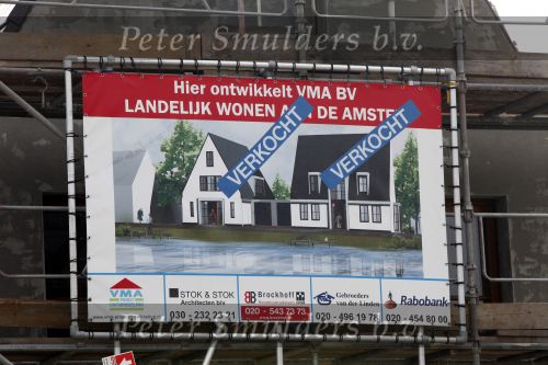 Ouderkerk aan de amstel 30 oktober 2009
De bouw van het nieuwe huis van Patty Brard vordert gestaag.
Peter Smulders bv