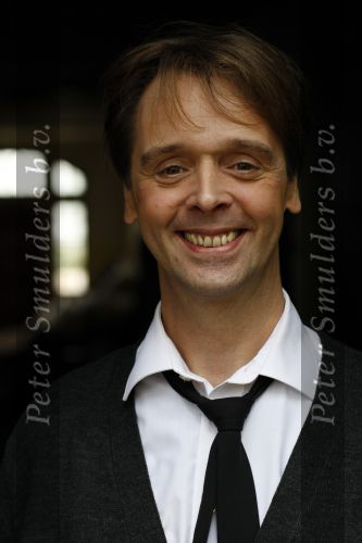 Hoorn 6 oktober 2009
Perspresentatie musical Chicago met oa Peter Lusse Mariska v Kolck Thom Hoffman Doris Baaten en Joke de Kruif.
Peter Smulders bv