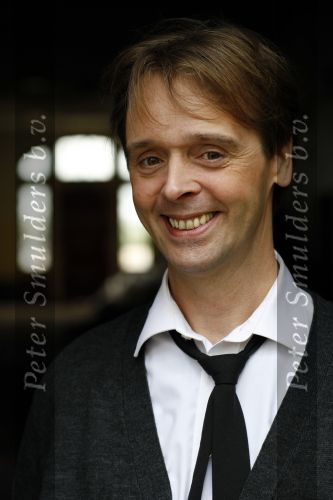 Hoorn 6 oktober 2009
Perspresentatie musical Chicago met oa Peter Lusse Mariska v Kolck Thom Hoffman Doris Baaten en Joke de Kruif.
Peter Smulders bv