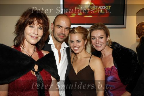 Amsterdam 23 oktober 2009
Televizierring 2009 in Carre in Amsterdam. Peter Post met vriendin en Charlotte Besijn en Anita Donk
Peter Smulders bv