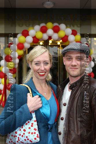 Eindhoven, 11 Oktober 2009
Premiere Pipo de Clown in stadsschouwburg
Plien v Beusekom met man
Foto Peter Smulders BV