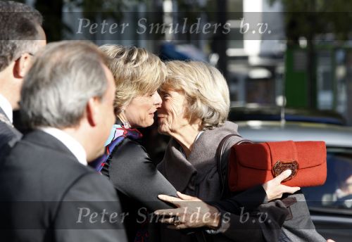 Rotterdam 28 oktober 2009
Prinses Laurentien Prins Constantijn en Prinses Irene arriveren in een electrische mini cooper bij bijeenkomst.
Peter Smulders bv