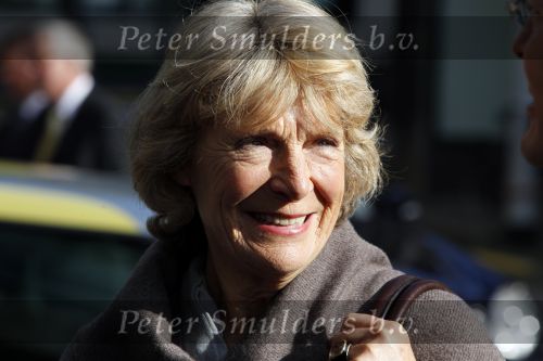 Rotterdam 28 oktober 2009
Prinses Laurentien Prins Constantijn en Prinses Irene arriveren in een electrische mini cooper bij bijeenkomst.
Peter Smulders bv