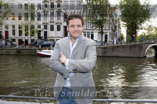 Amsterdam 8 november 2009
Presentatie boek Theo Heuft over zijn leven en Yab Yum. Rene Froger
Peter Smulders bv