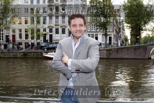 Amsterdam 8 november 2009
Presentatie boek Theo Heuft over zijn leven en Yab Yum. Rene Froger
Peter Smulders bv