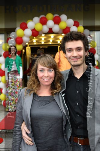 Eindhoven, 11 Oktober 2009
Premiere Pipo de Clown in stadsschouwburg
Robert de Nijs met vriendin
Foto Peter Smulders BV