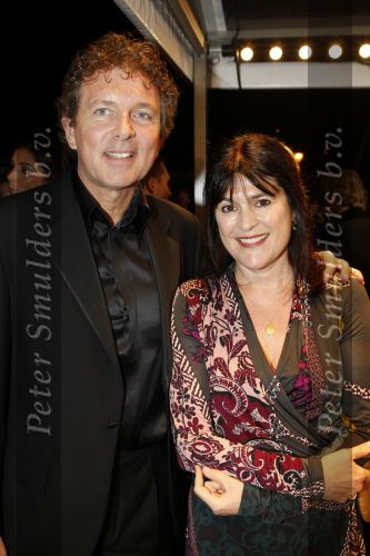 Amsterdam 23 oktober 2009
Televizierring 2009 in Carre in Amsterdam. Robert ten Brink met zijn vrouw
Peter Smulders bv