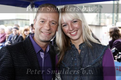 Amsterdam 18 oktober 2009
Premiere Sing along. Ron Boszhard met vriendin
Peter Smulders bv