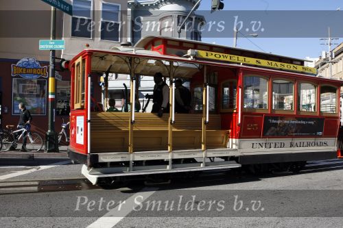 San Francisco 1 oktober 2009
Diversen zoals Alcatraz the Golden gate bridge een tram e.a.
Peter Smulders bv