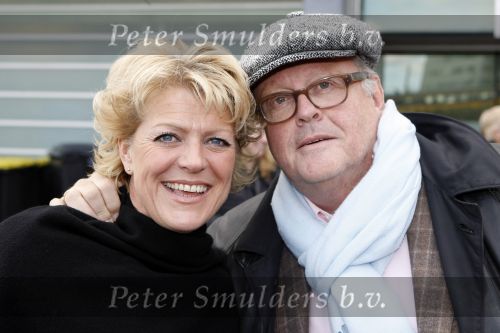 Amsterdam 18 oktober 2009
Premiere Sing along. Guus Verstraete met dochter  en kleinkinderen en vrouw Simone Kleinsma
Peter Smulders bv