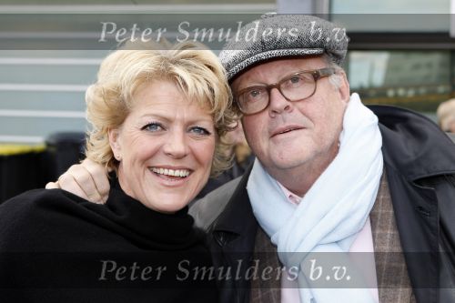 Amsterdam 18 oktober 2009
Premiere Sing along. Guus Verstraete met dochter  en kleinkinderen en vrouw Simone Kleinsma
Peter Smulders bv